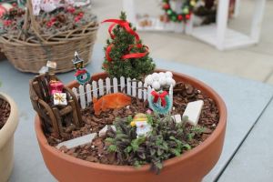 But you might not use as many decorations though. Still, like the red ribbons.