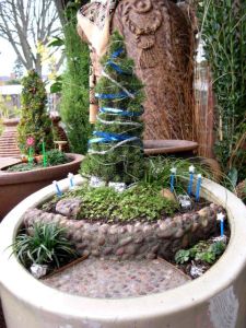 This one even has stars surrounding it. All it needs is snow in my opinion.