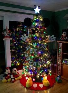 Okay, I'm no fan of Mickey Mouse. But I have to admit, this is a pretty clever way of decorating a Christmas tree.