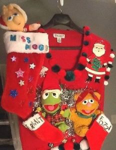 Like how this one has Miss Piggy in her own stocking which is larger than Fozzie and Kermit's. Then again, it's understandable.