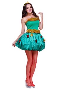 Helps if you add tinsel and ornaments. Yet, make sure you have star on your headband.