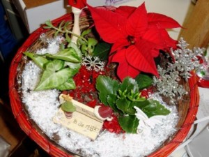 And yes, a pointsettia is included. Whether it's real or fake, I can't decide.