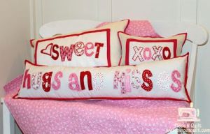 Each one has sayings on them with the letters in different colors and patterns. Comes in a set of 3.