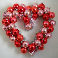 Doesn't hurt if the baubles are red and pink and are trimmed with tinsel. All in all lovely.