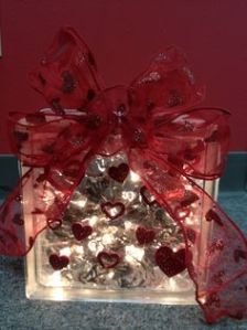 Doesn't hurt that it has some silver tinsel inside. Nevertheless, it's as good as gold.