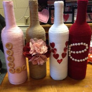 I'm always amazed by what people can do with old wine bottles around. Though I sometimes wonder why'd they have so many in the first place.