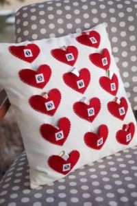 Well, it consists of 14 hearts with ribbons on them. Great for any Valentine's Day.