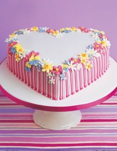 And they're not roses. Kind of has a spring feel to it if you ask me.