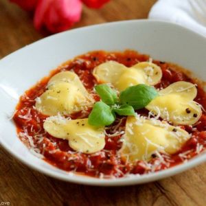 Yes, I had on heart ravioli before. But it wasn't served in sauce like this.