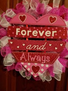 Well, that's a nice sentiment to put one one's front door. Love how it has deco mesh trimmings.