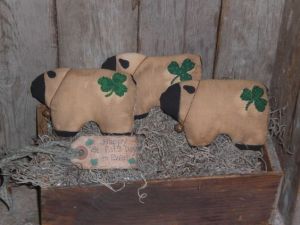 You can tell they're Irish because they have shamrocks on their butts. Okay, I was just kidding. Yet, these are quite original.