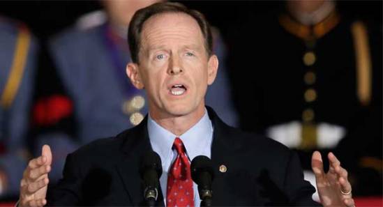 121127_pat_toomey_ap_328