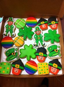 Well, at least they seem like anyone could make them. Though the fancy leprechaun gives it away that they're from a bakery.
