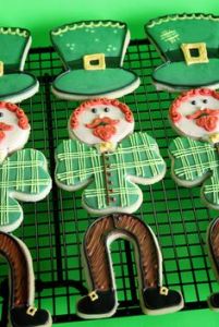 All it takes is a leprechaun hat, a 4 leaf shamrock for the body, and a horsehoe for the legs. And try to keep them together as you can.