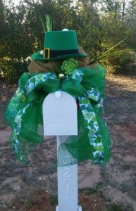 Make sure you live in a neighborhood that doesn't have mailbox smashers before you do this. Because it might not turn out quite well.