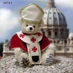 Yes, it's another pope bear. Yes, I know I had one on the least teddy bear post. But this one has the funny hat and a different outfit.