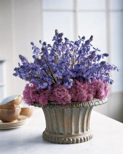 And since purple is my favorite color, I especially love it. Makes a great centerpiece.