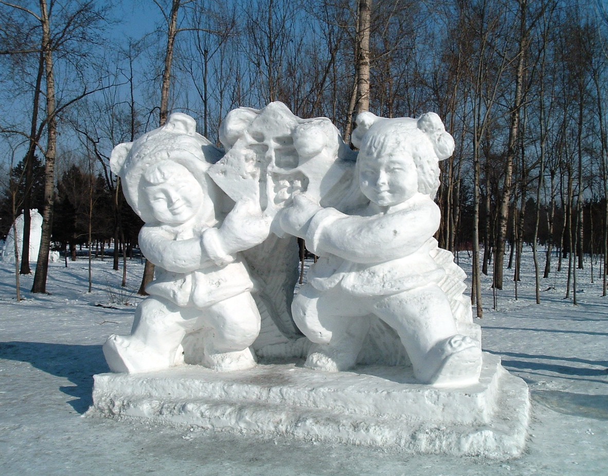 The Enchanting Winter Wonderland of Snow Sculpture (Third Edition ...