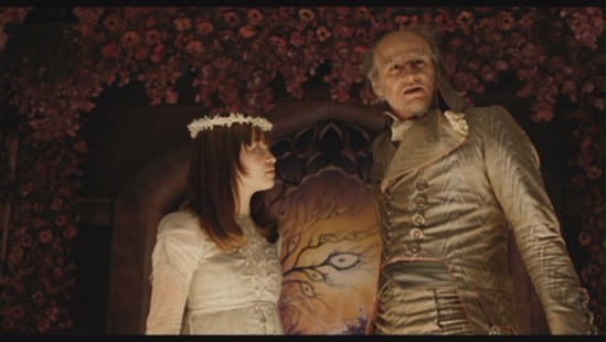 Jim-Carrey-as-Count-Olaf-in-Lemony-Snicket-s-A-Series-Of-Unfortunate-Events-jim-carrey-29302952-1360-768