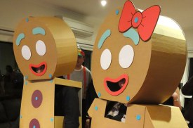 11-alternative-reno-santa-pub-crawl-costume-ideas-2-16340-1418247049-7_dblbig