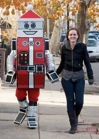 33_50_arts_santabot01_z