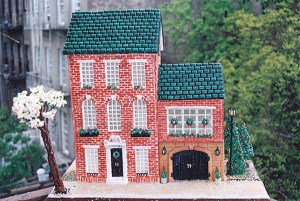 54feeb84a63bf-1299-gingerbread-house-dowd-xl