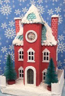 Front-view-Kellys-Christmas-Clockhouse