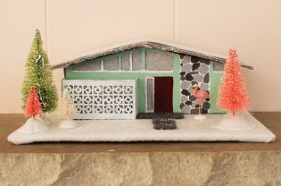 palm-springs-christmas-house