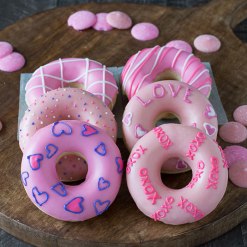 valentines-day-donuts