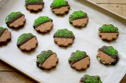St-Pattys-Day-Chocolate-Mint-Cookie-Sandwiches-21