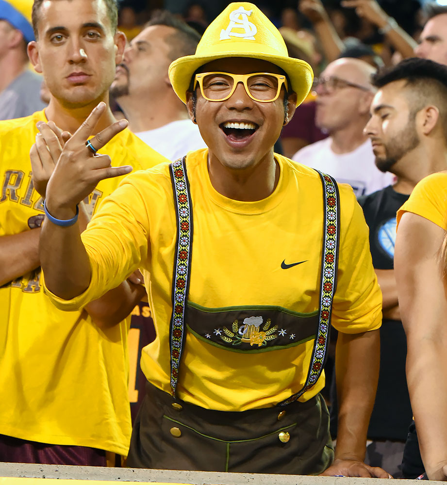 Arizona-State-Sun-Devils-fans-Arizona_State_Superfan-MD1_4290