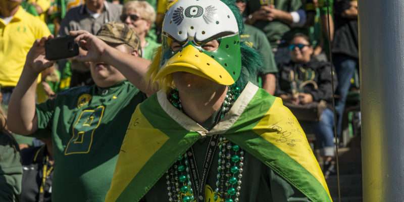 Oregon-Fan-Colorado2016RhiannaGelhart4w-e1476217013224