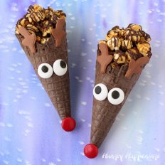 chocolate-rudolph-cones-christmas-treats-