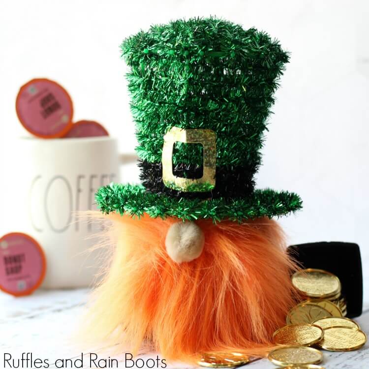 Leprechaun-Gnome-for-St-Patricks-Day-Decor