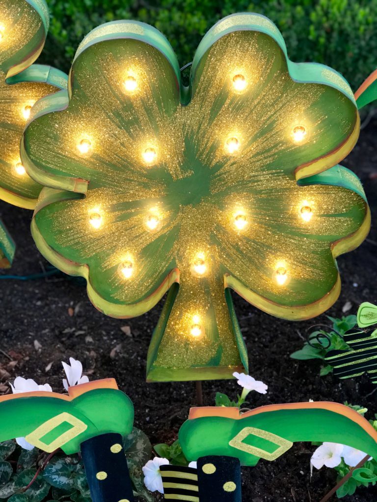 Lighted-Shamrock-768x1024